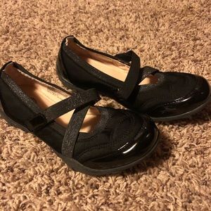 New without tags.  Girls shoes.  Size 3